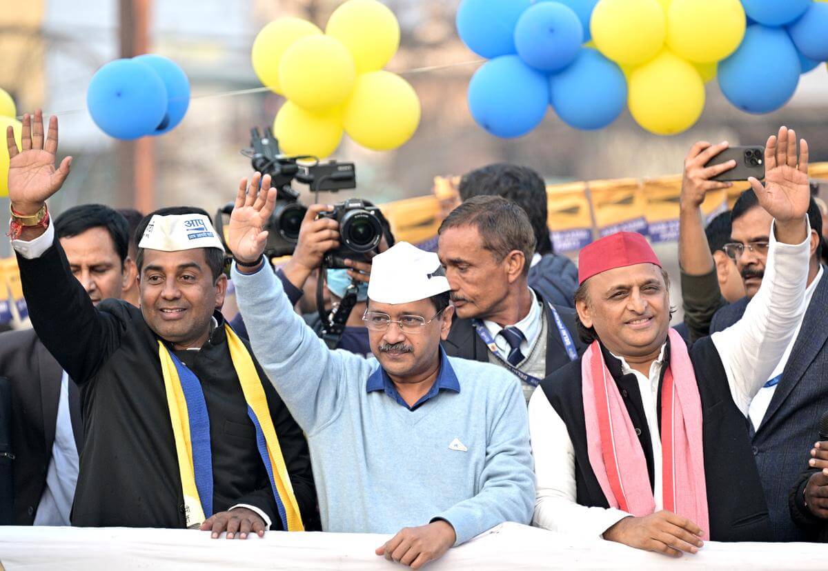 akhileshyadavcampaignsforarvindkejriwalinupcomingdelhiassemblyelections