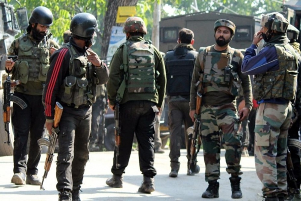 policemanshotatbymilitantsinpulwamajk