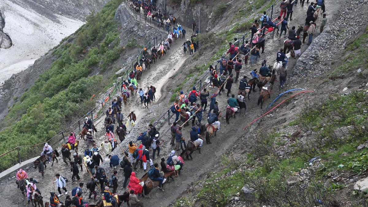 Over 12K Devotees Had Darshan Of Shiv Ling At Amarnath Cave-Shrine