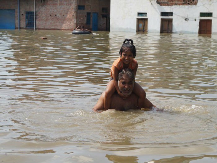 schoolsinvaranasiallahabadclosedduetofloods