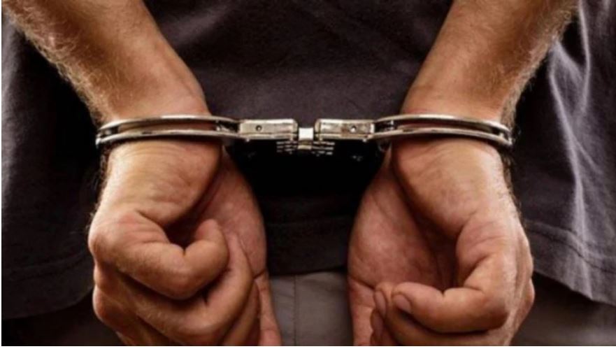 policearrestsmanfordupingtraderoverrs6lakh