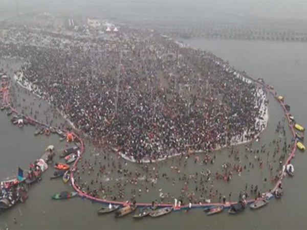 makarsankrantiamritsnanunderwayatmahakumbhinprayagraj