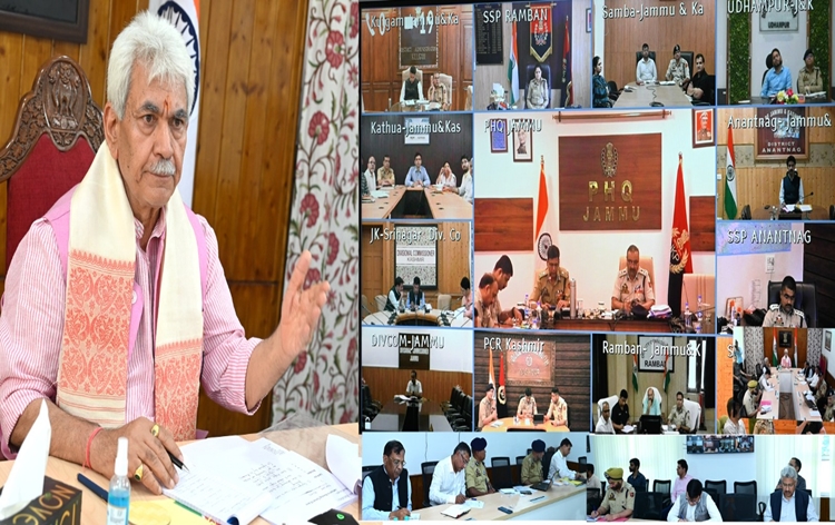 jklgmanojsinhachairshighlevelmeetingwithseniorofficialstoreviewtrafficmanagementduringamarnathyatra