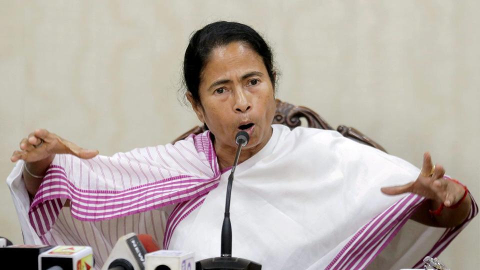 clashespoliticalspatcontinueinwestbengalovercommunalflareup