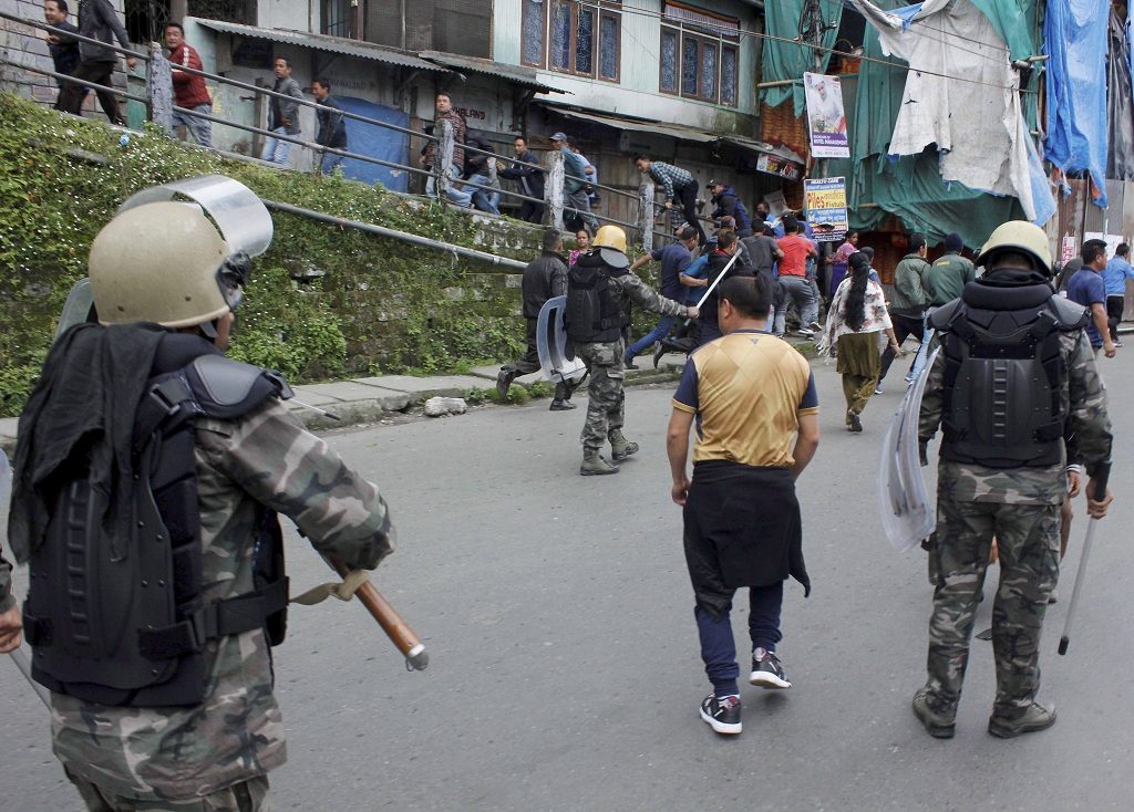 freshviolenceeruptedinsuknaareaofdarjeelinghills