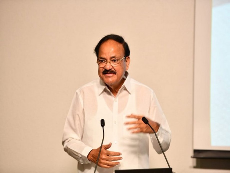 vpvenkaiahnaiduurgesparliamentariansmediatotakepartinaddressingsocialchallenges