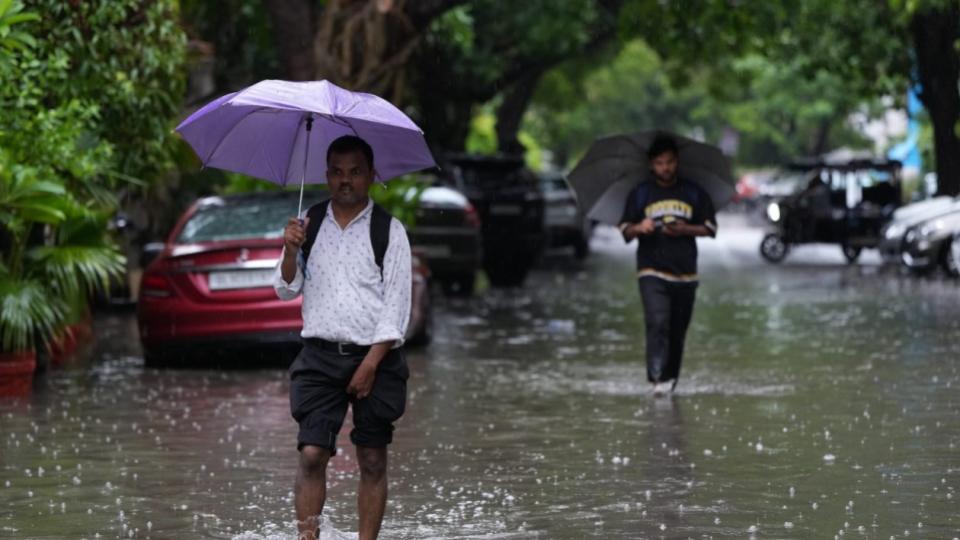 IMD Issues Red Alert For Extremely Heavy Rainfall In Bihar Tomorrow