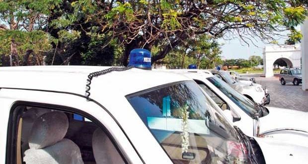 andhragovernmentbansbluebeaconsfrommay1