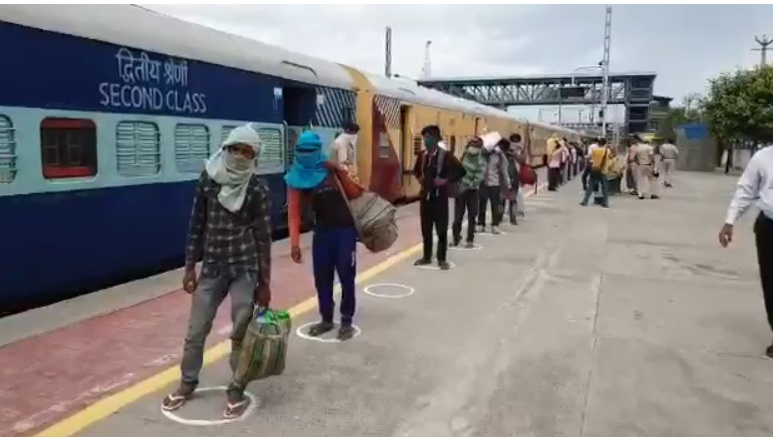railwaystorun200specialtrainsacrosscountryfromtoday