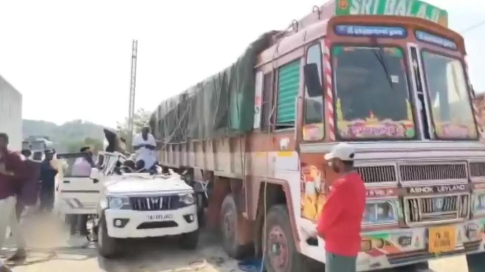 TN Woman Killed, 2 Injured As SUV Rams Into Parked Lorry in Chittor
