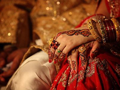 22yearoldpunjabwomancallsoffweddingafterseeingintoxicatedgroom