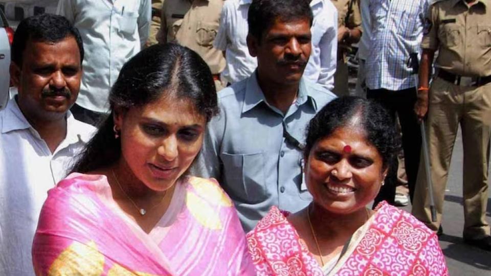 Vijayamma appeals to Kadapa voters to support YS Sharmila