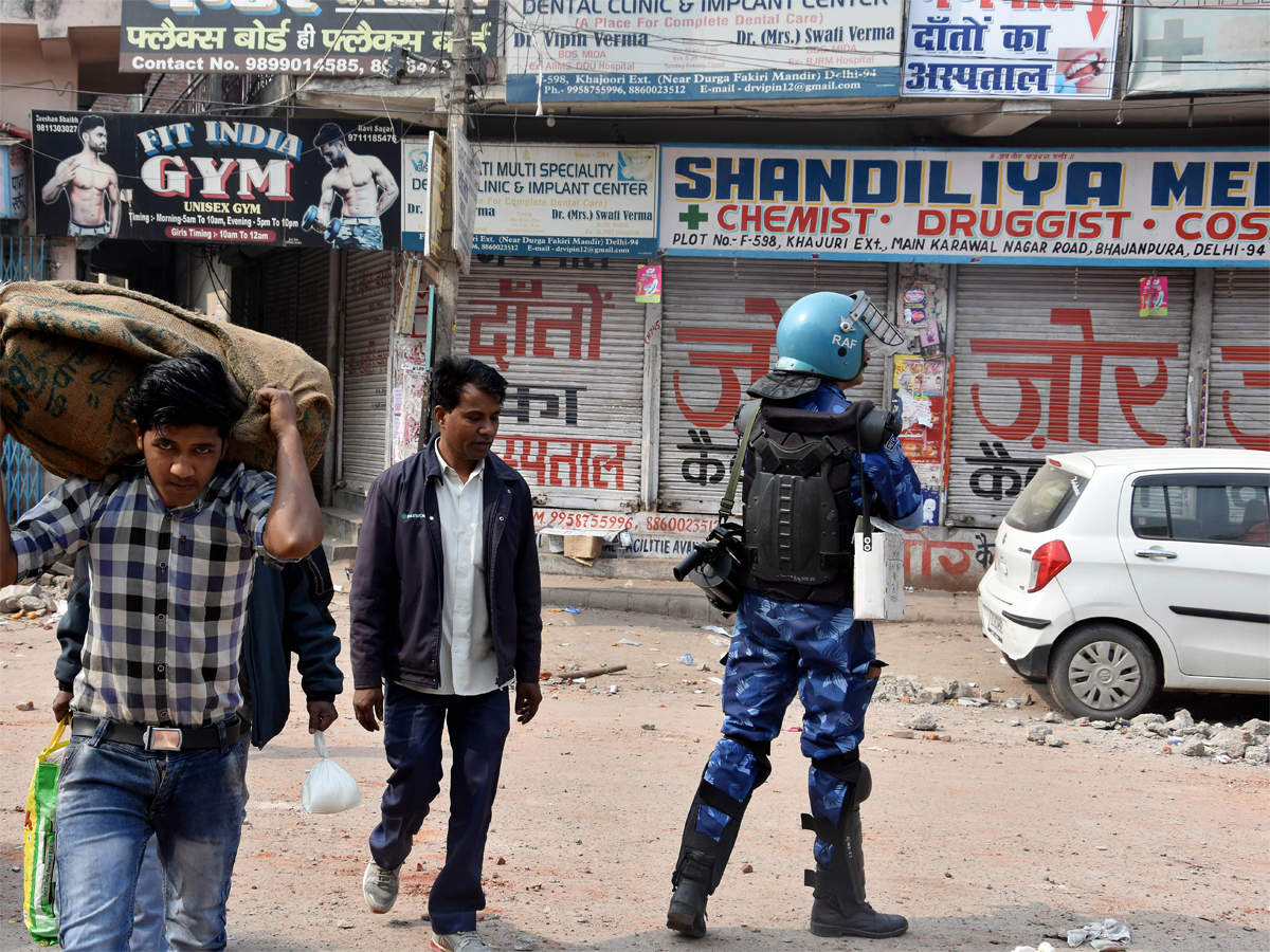 shopsshuteeriecalmprevailsinriothitareasofnortheastdelhi