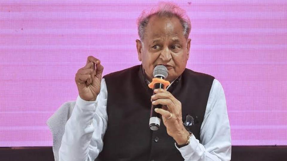 Gehlot Slams BJP for Targeting Opposition Over Questions on EC
