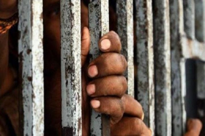 statesutsreleaseover900prisonersaspartofcommemorationofthe150thbirthanniversaryofmahatmagandhi