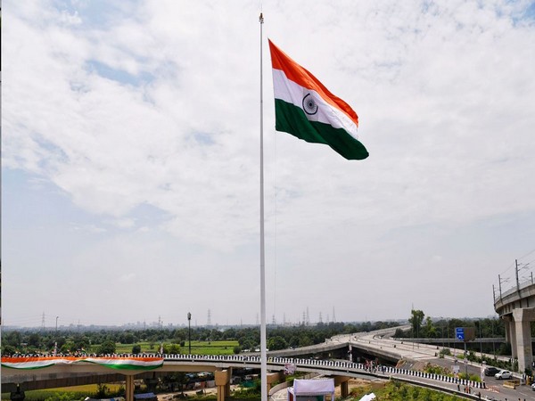 indianarmyinaugurates108feethighnationalflagisbaramulladistrictjk