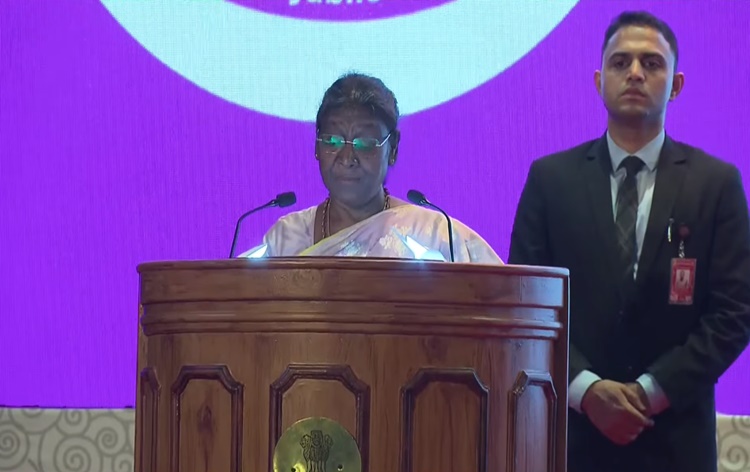 presidentdroupadimurmuappreciatescontributionofkeralitesinoveralldevelopmentofthecountry