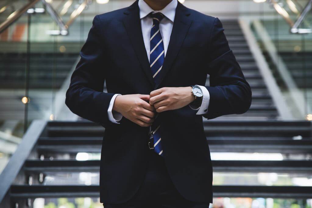 maharashtraordersdresscodeforstategovtemployeescasualwearbannedinoffice