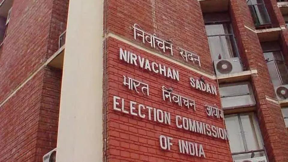 Voting Underway for sevcen Karnataka MLC Seats