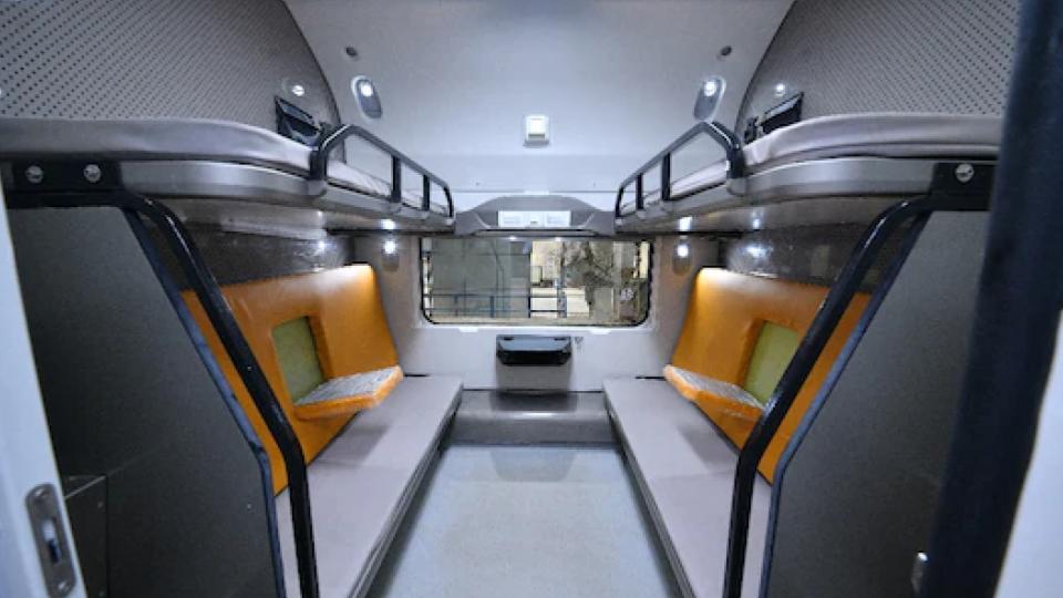 Indian Railways to Launch First Vande Bharat Sleeper For AC Class Passengers