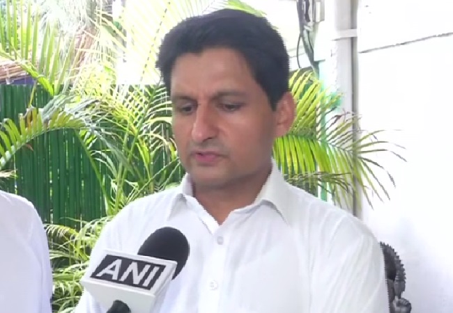 willbreakarrogancecongressleaderdeependerhoodareiterateshisweekoldtweet