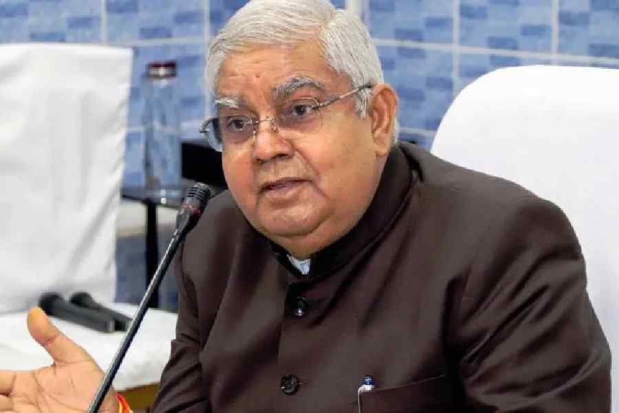 vicepresidentadmittedtoaiimsnewdelhiaftercomplainingofuneasiness