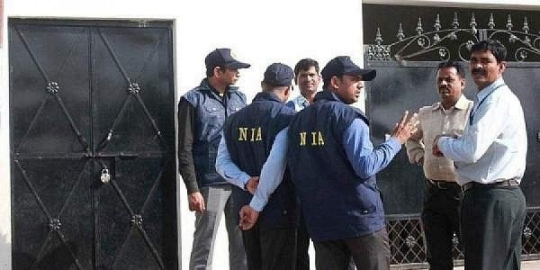 leakingsecretdocumentstoletterrorgroupniaarrestsipsofficer