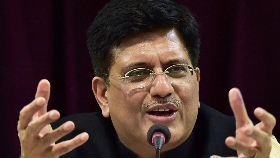 piyushgoyallaudscontributionofstaffersofhisministerstowardsnationbuilding