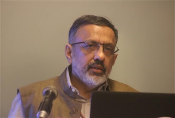 governmentgrantsanotherextensiontocabinetsecretaryrajivgaubaforoneyear