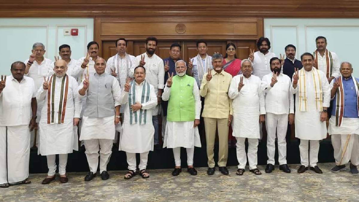 7formerchiefministersincludingpmmodipartofcouncilofministers