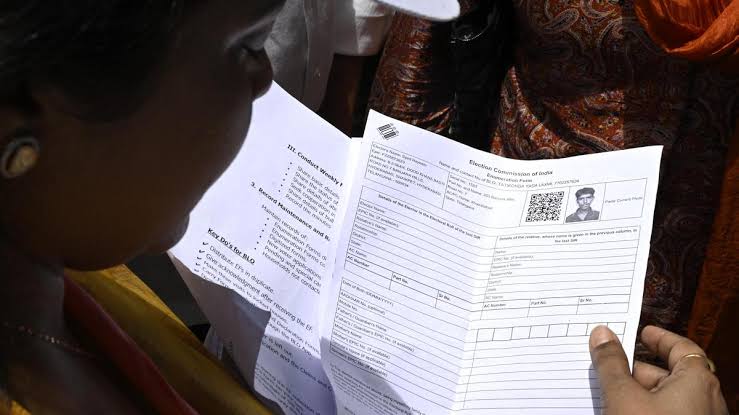 Form 6 unchanged, online SIR form and declaration separated from Oct 21: EC to SC