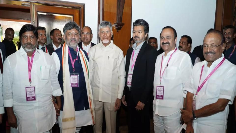CM Naidu Seeks Closer Ties Among South States At Zonal Meet