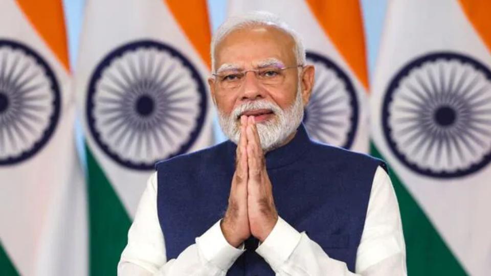 PM Modi Pays Tribute to Former PM Rajiv Gandhi on his Birth Anniversary