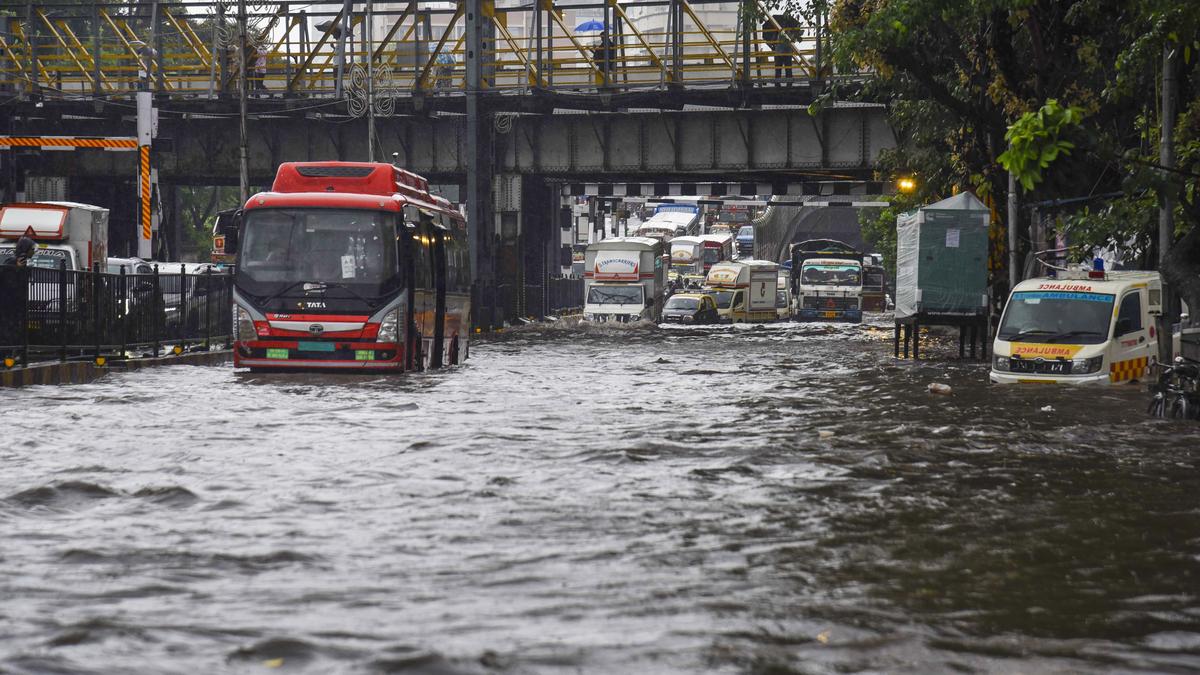 Mumbai lashed by 200 mm rainfall