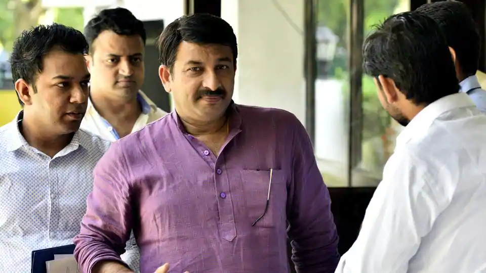 on manojtiwari’s1000illegalpropertiesclaimsupremecourtsays‘givelistwillletyouseal’