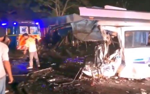 7 killed, 20 injured as truck hits minibus in Ambala