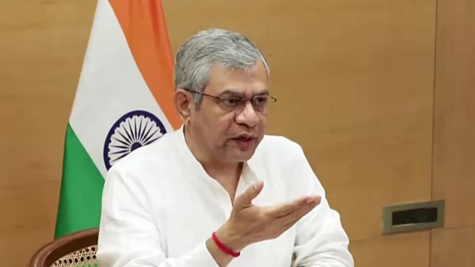 Cabinet Approves Rs.1,264 Cr Ballari–Guntakal Rail Expansion Project