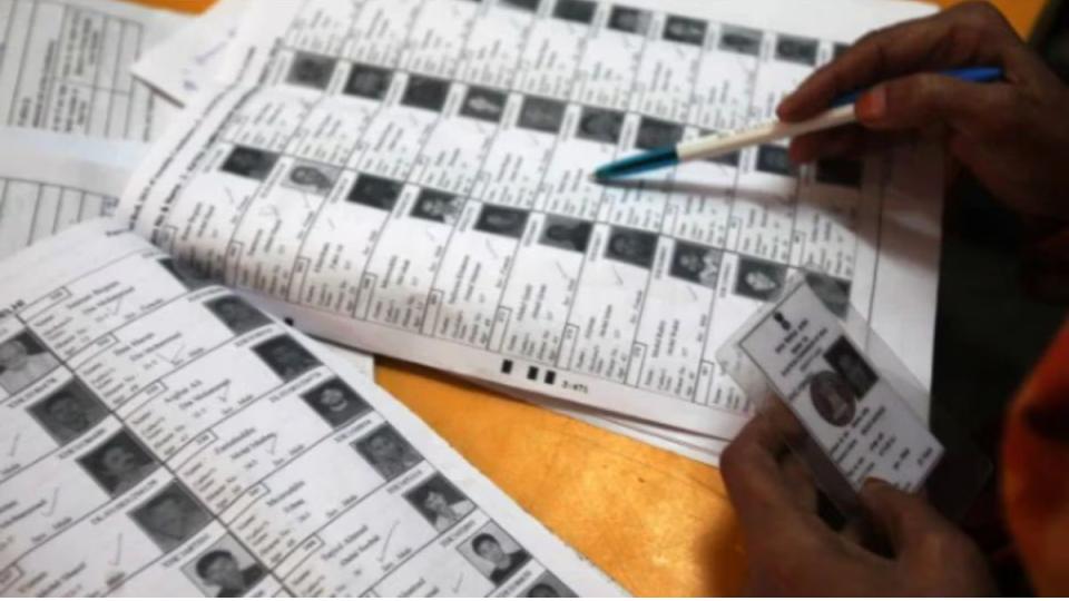 Man allegedly kills self after name removed from Bengal electoral rolls 