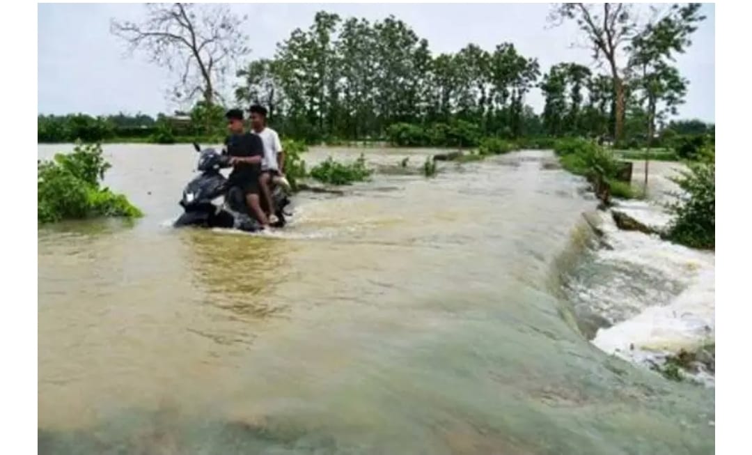 over30kin18districtsaffectedbyfloodinassam