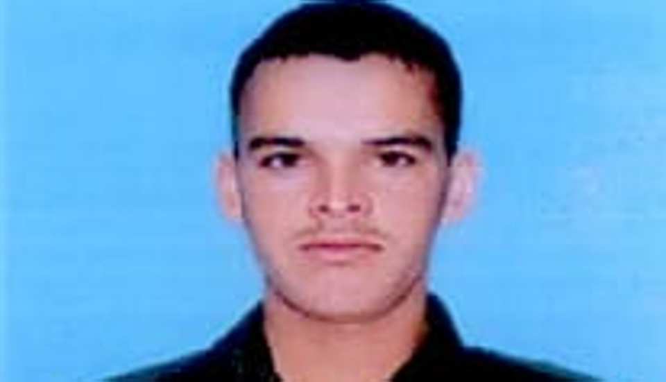 22yearoldsoldierinjuredinstonethrowinginjkdies