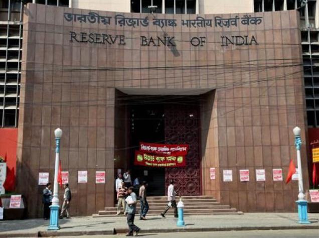 demonetisation:rbiraisesdailyatmcashwithdrawallimittors10000