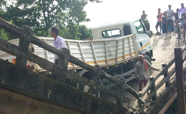 anotherbridgecollapsednearsiliguriindarjeelingdistrictwestbengal