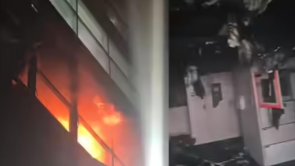 firebreaksoutattatacommunicationsofficeindelhi