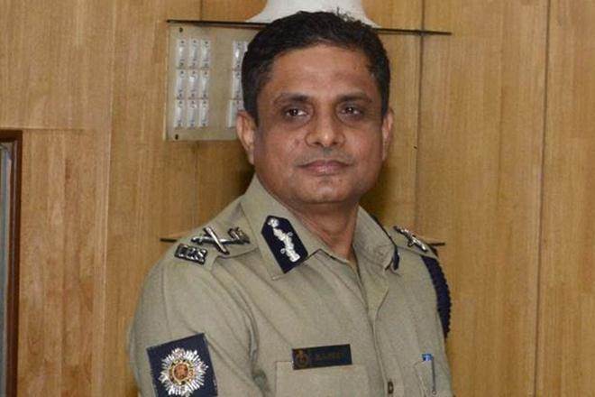 kolkataextopcopmovescalhcseeksquashingofcbinoticeinchitfundcase