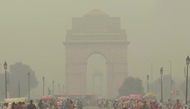 delhicontinuestobattleseverepollutionforthefourthconsecutiveday