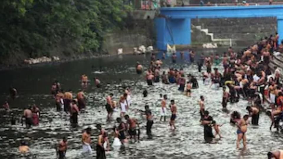 Kerala, Karnataka issues health advisory for Sabarimala pilgrims