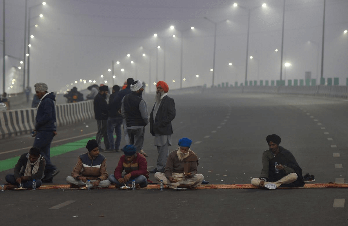 farmerssayswillmakegovtrepealfarmlawsthreatenstoblockdelhinoidaentrancetomorrow