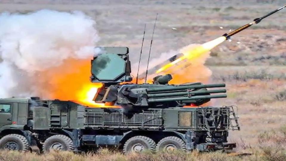 india’sdefenceproductionpoisedtoclock20pcannualgrowthinfy202429