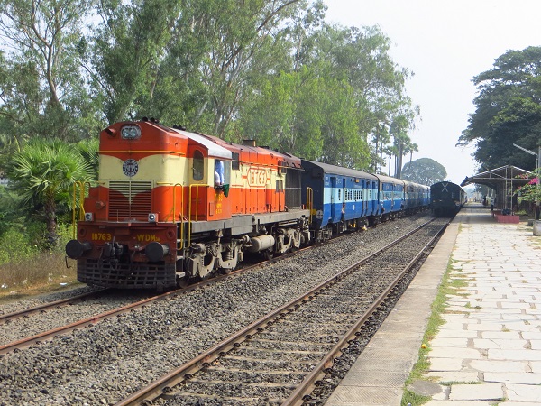 irctcannouncesspecialtrainstoclearextrarushduringchristmasnewyear