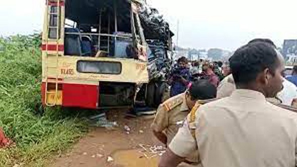 pmmodicondolesdeathofnineincludingfivestudentsasschooltripvehicleslamsintoksrtc